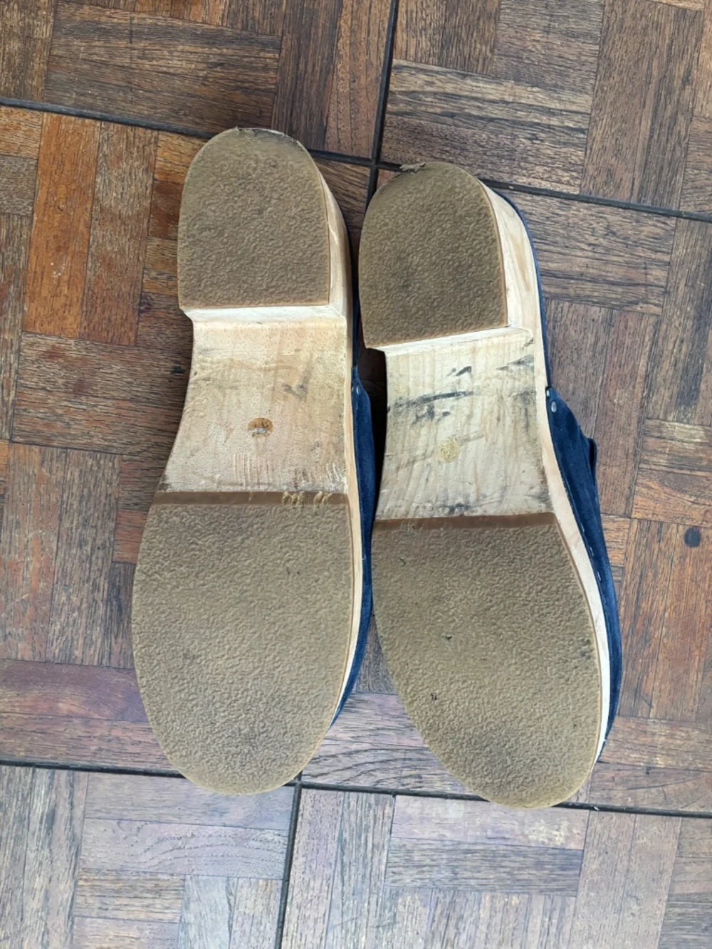 Charlotte Stone navy blue clogs - Picture 4 of 4